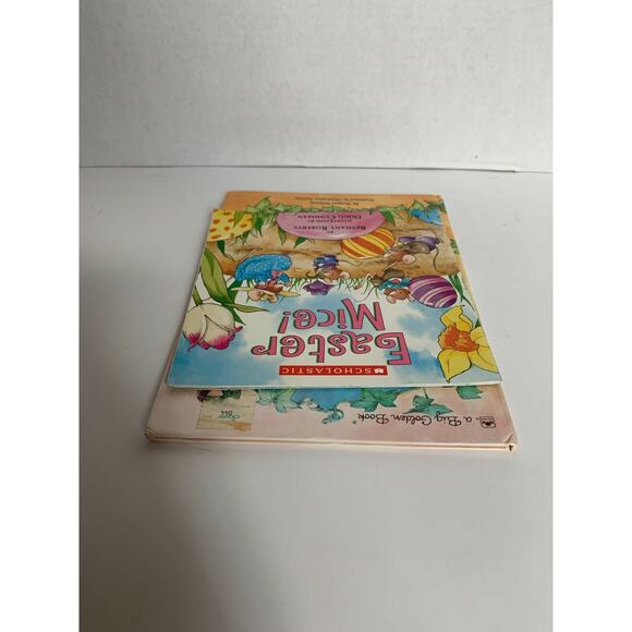The Velveteen Rabbit 1990 and Easter Mice! 2003 Easter Books Lot Of 2 - Picture 6 of 6